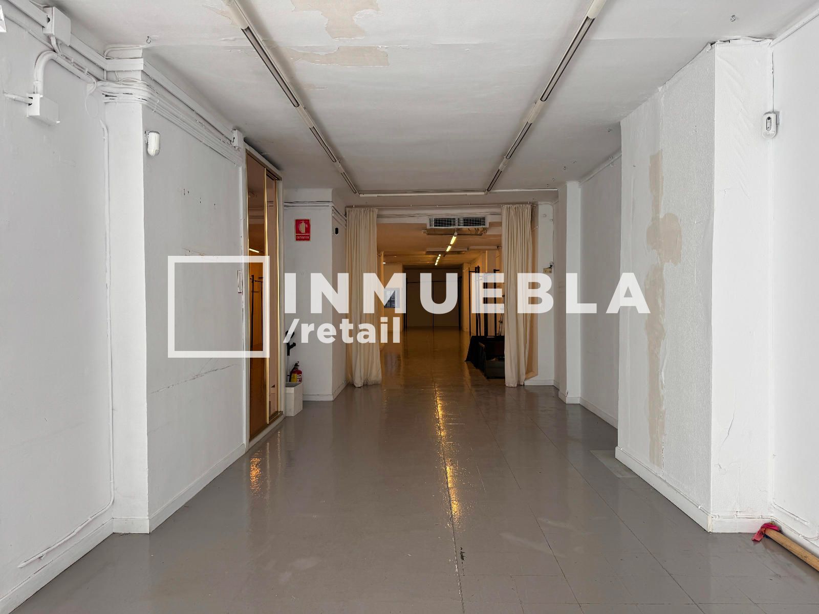 Local Comercial en lloguer Barcelona. Ref: 2296. Inmuebla Retail