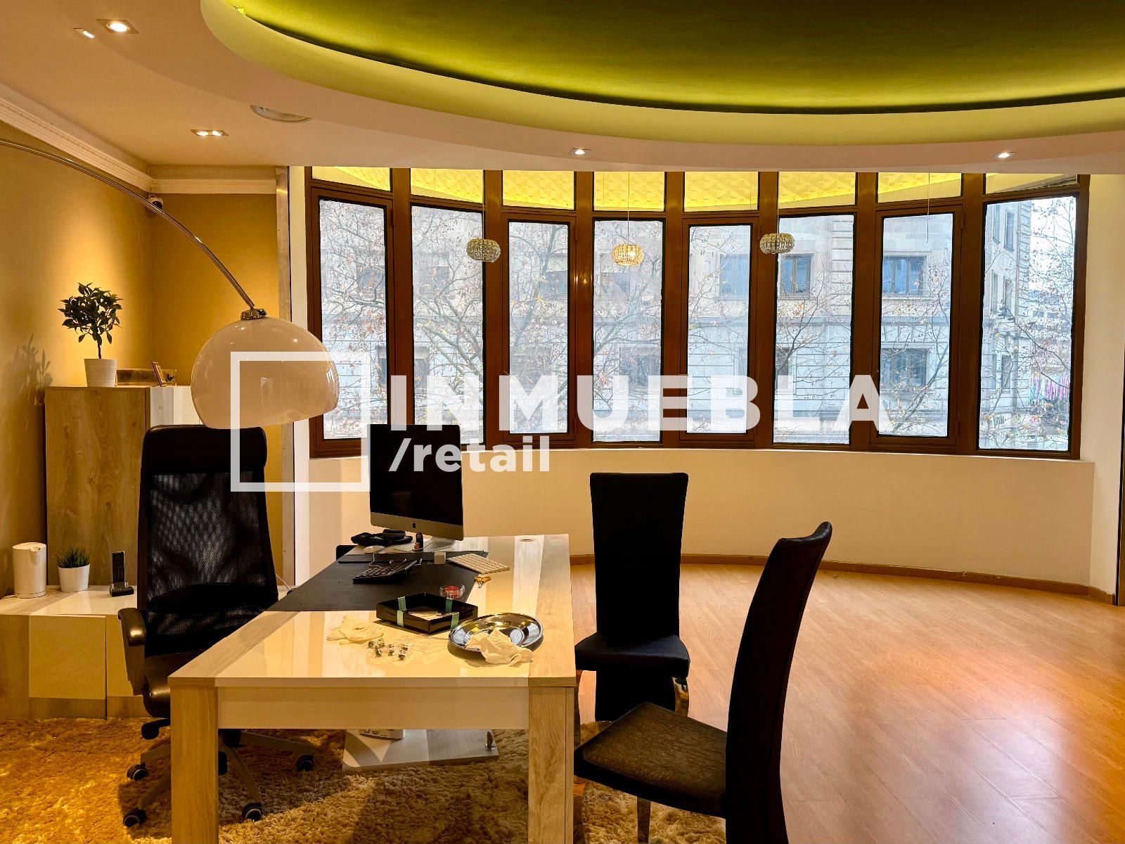 Office for rent Barcelona. Ref: 2328. Inmuebla Retail