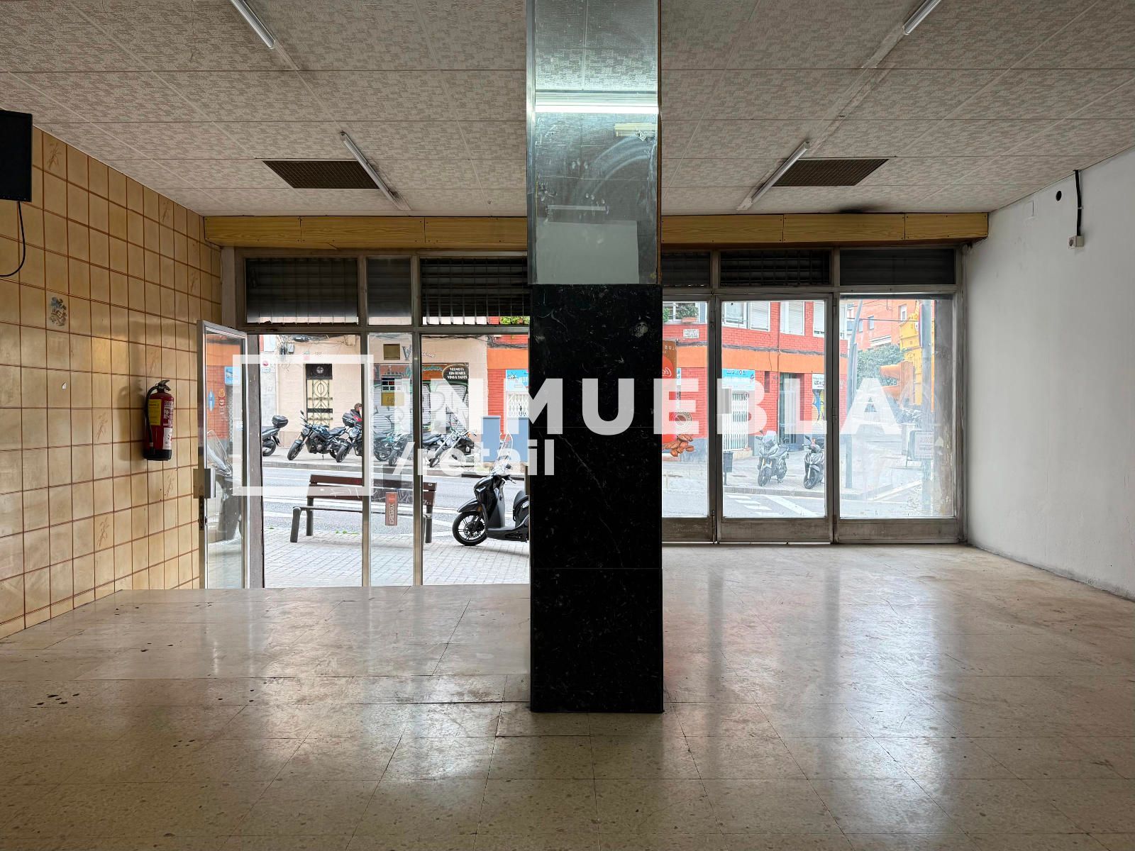 Comercial Premise for rent Barcelona. Ref: 2346. Inmuebla Retail