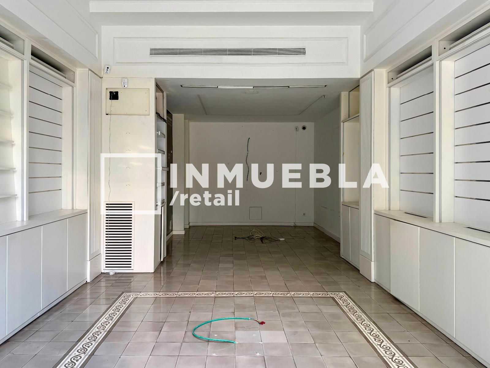 Comercial Premise for rent Barcelona. Ref: 2350. Inmuebla Retail