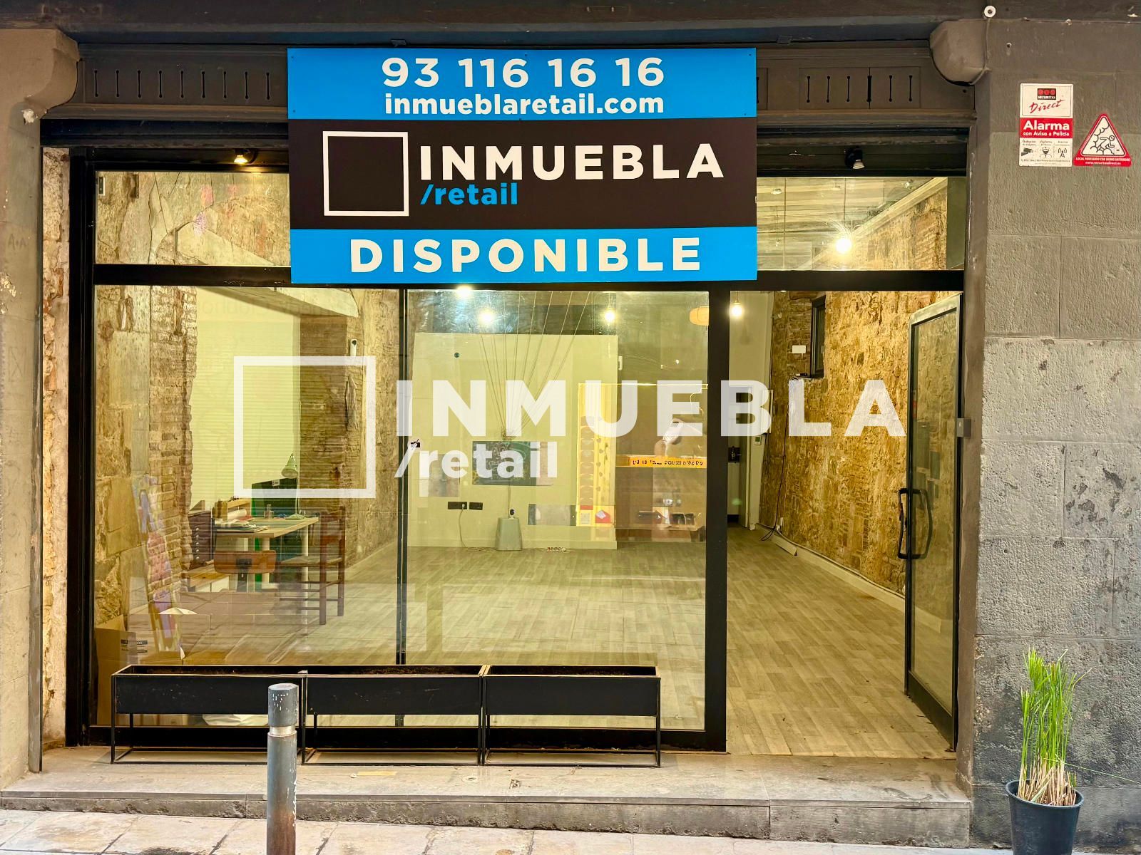 Local Comercial en venta Barcelona. Ref: 2360. Inmuebla Retail