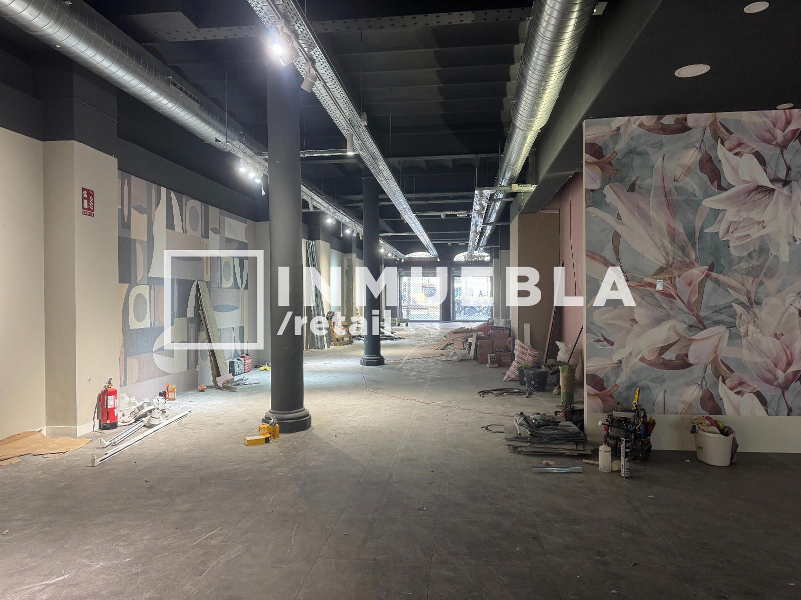 Comercial Premise for rent Barcelona. Ref: 2374. Inmuebla Retail