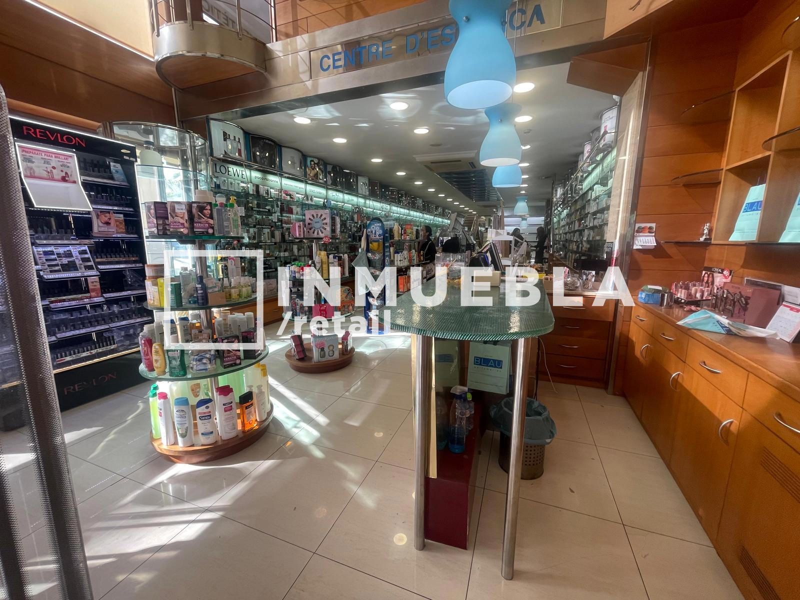 Comercial Premise for rent Barcelona. Ref: 2392. Inmuebla Retail
