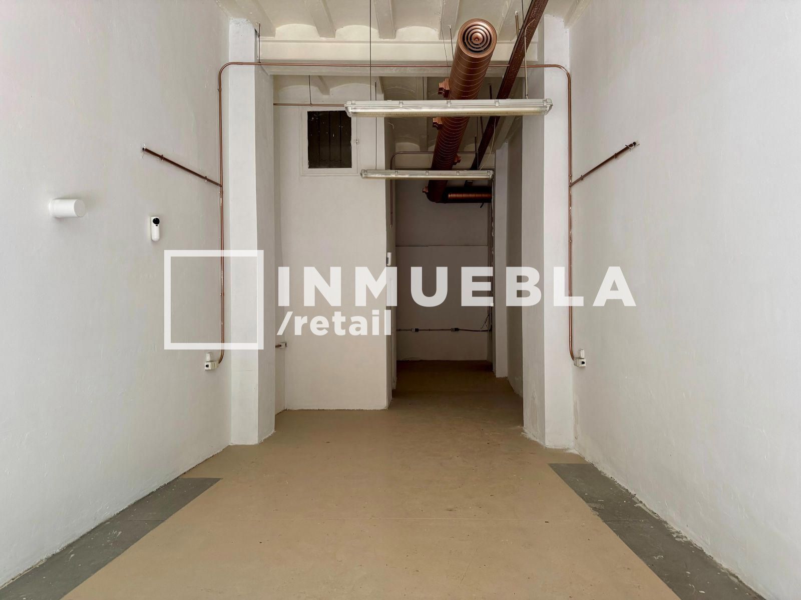 Local Comercial en venta Barcelona. Ref: 2418. Inmuebla Retail