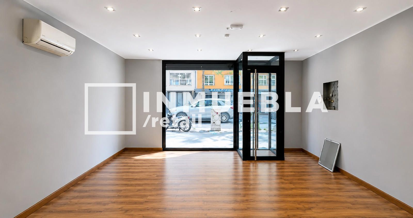 Comercial Premise for rent Barcelona. Ref: 2419. Inmuebla Retail