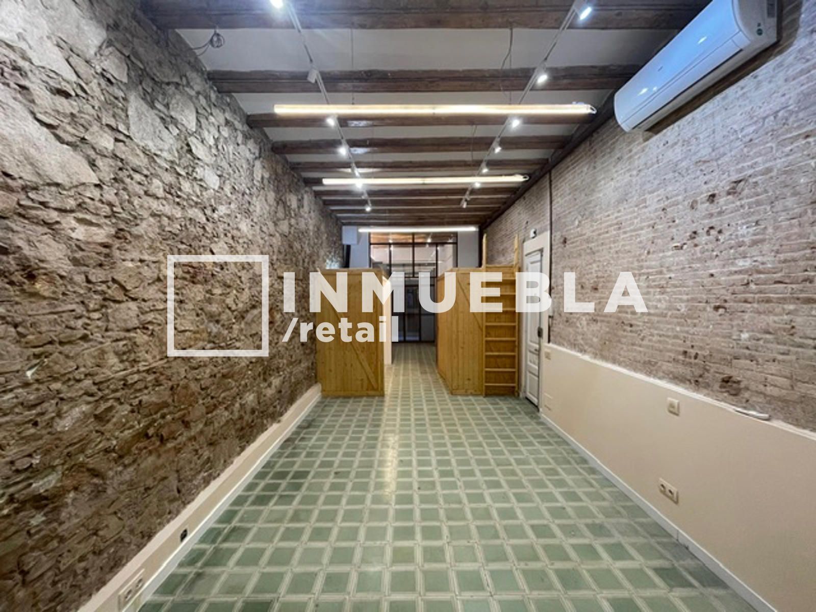 Comercial Premise for rent Barcelona. Ref: 2425. Inmuebla Retail