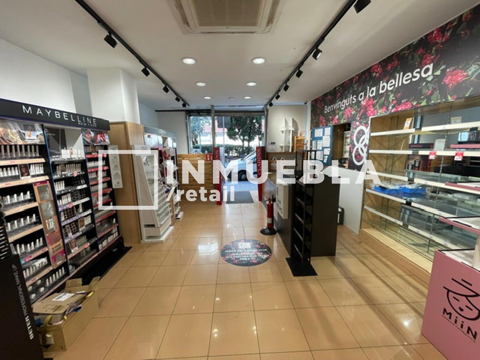 Comercial Premise for rent Barcelona. Ref: 2428. Inmuebla Retail