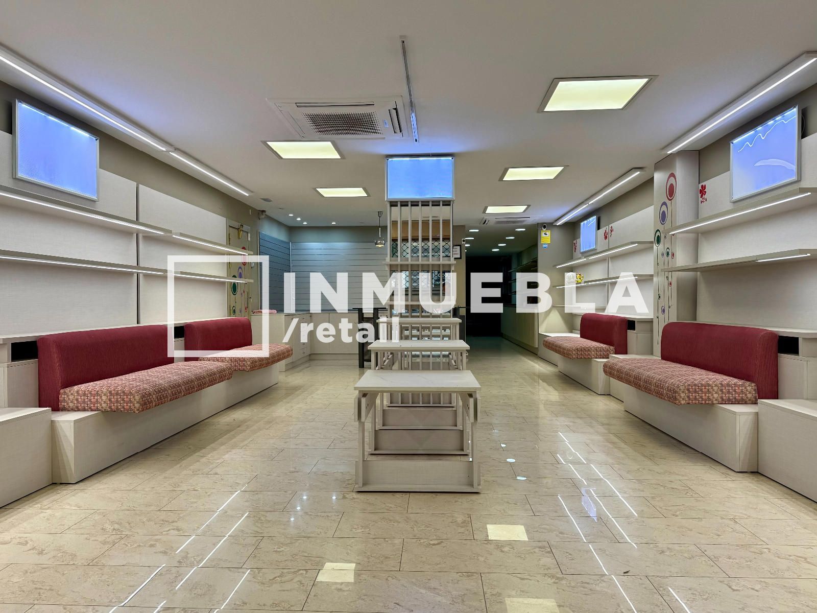 Comercial Premise for rent Barcelona. Ref: 2432. Inmuebla Retail