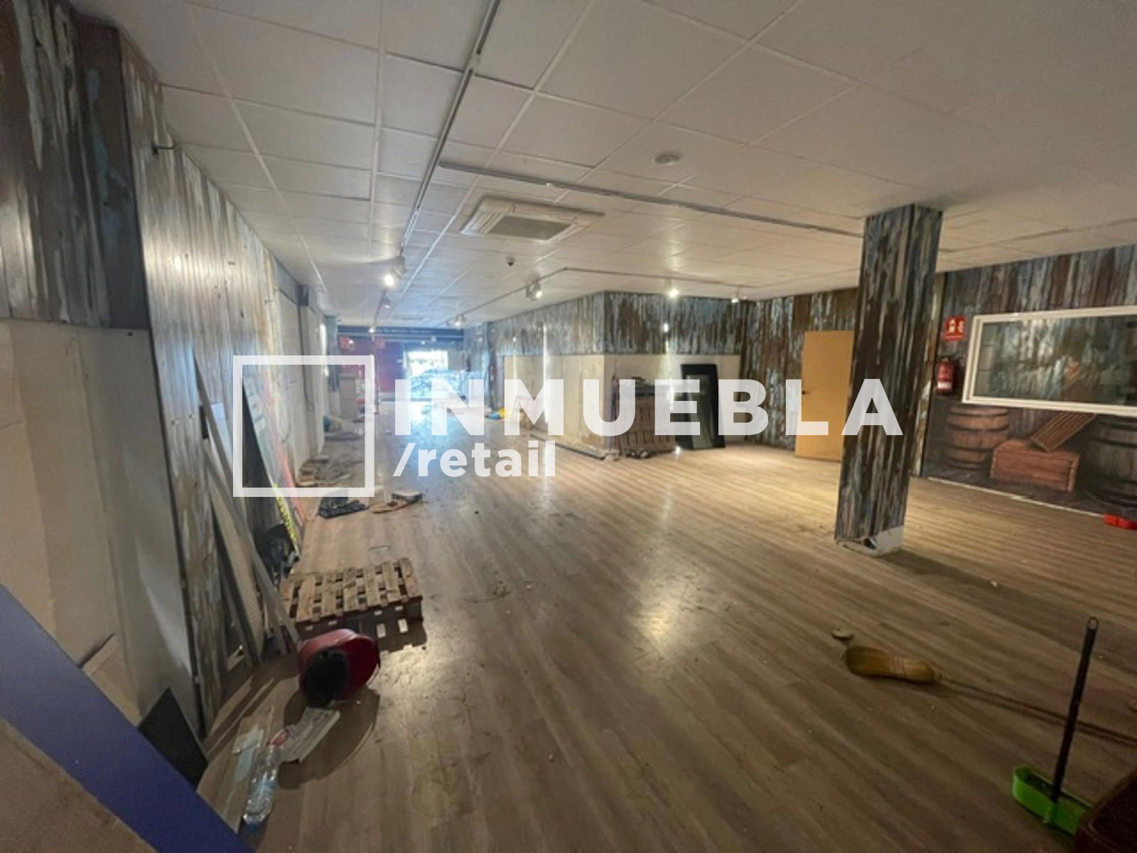 Local Comercial en alquiler Barcelona. Ref: 2434. Inmuebla Retail