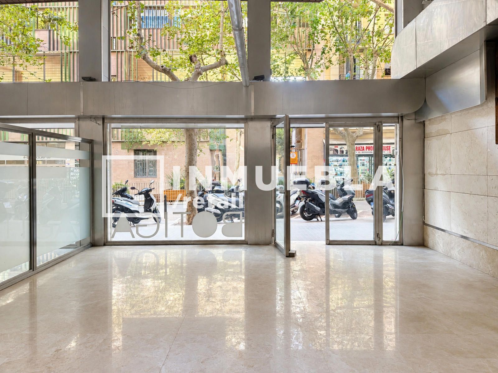Local Comercial en alquiler Barcelona. Ref: 2436. Inmuebla Retail