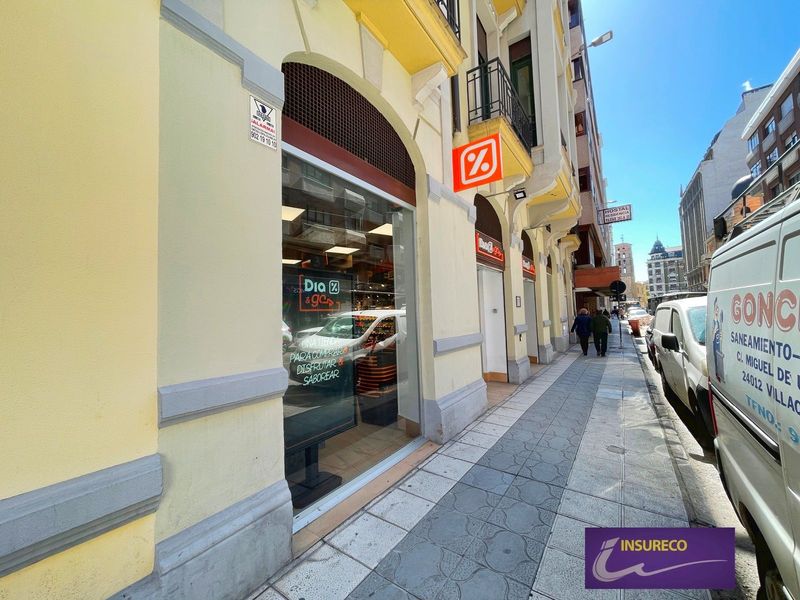 Local Comercial en venta León. Ref: 1247. Insureco León
