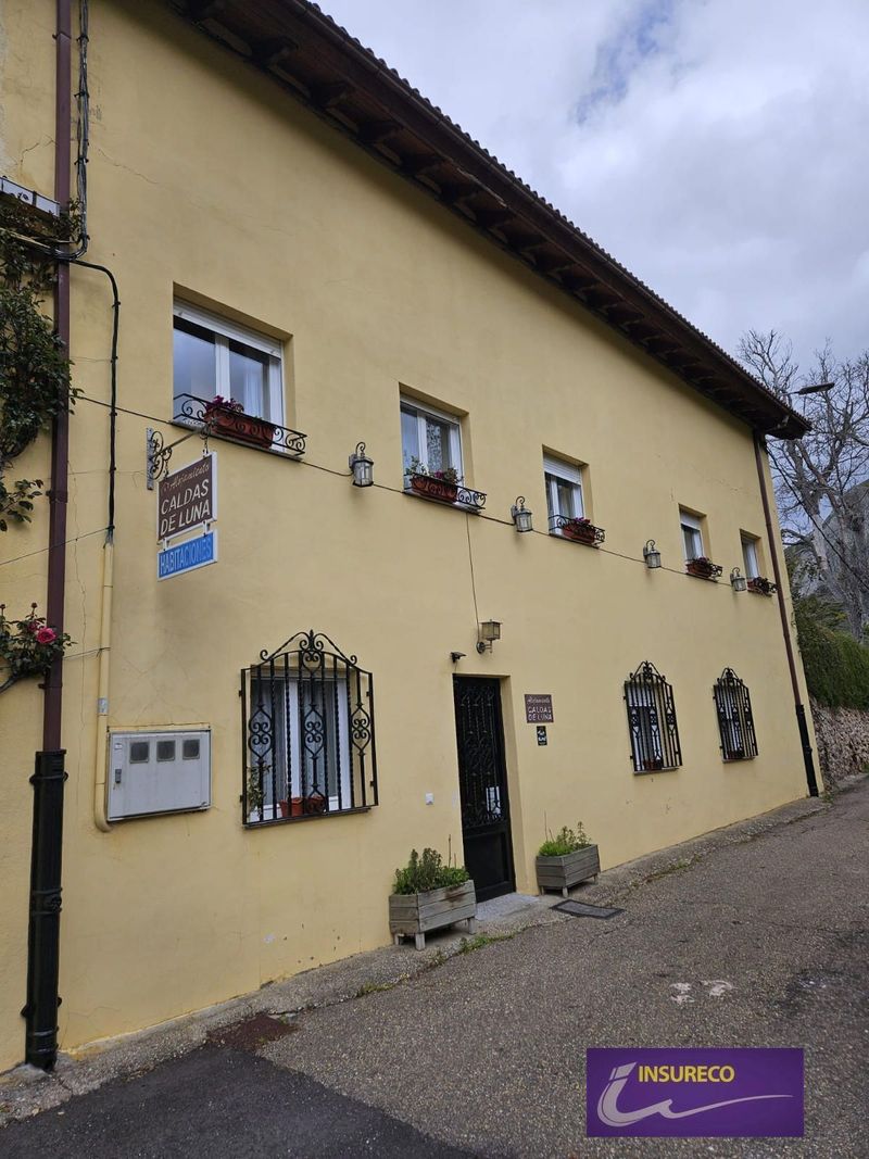 Edificio Singular en venta Sena De Luna, León. Ref: 2042. Insureco León