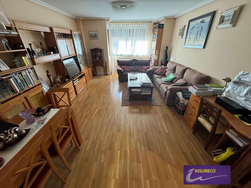 Casa en venta León. Ref: 2125. Insureco León