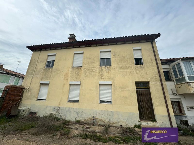 House for sale Cuadros, León. Ref: 2152. Insureco León