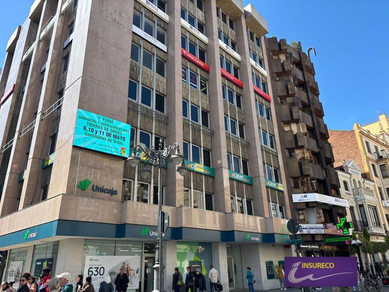 Oficina en venta León. Ref: 2161. Insureco León