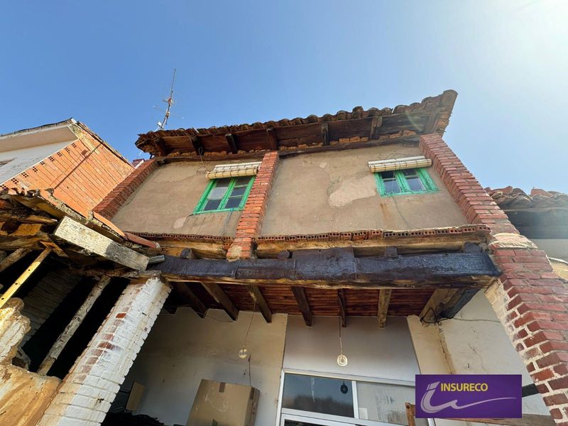 Casa en venta Villaquilambre, León. Ref: 2183. Insureco León