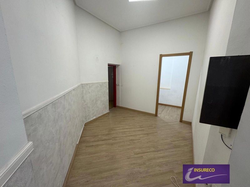 Local Comercial en alquiler León. Ref: 2201. Insureco León