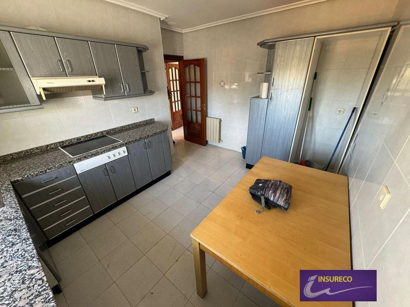 Piso en venta León. Ref: 2220. Insureco León