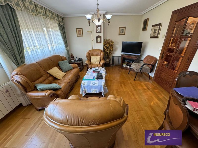 Piso en venta León. Ref: 2232. Insureco León