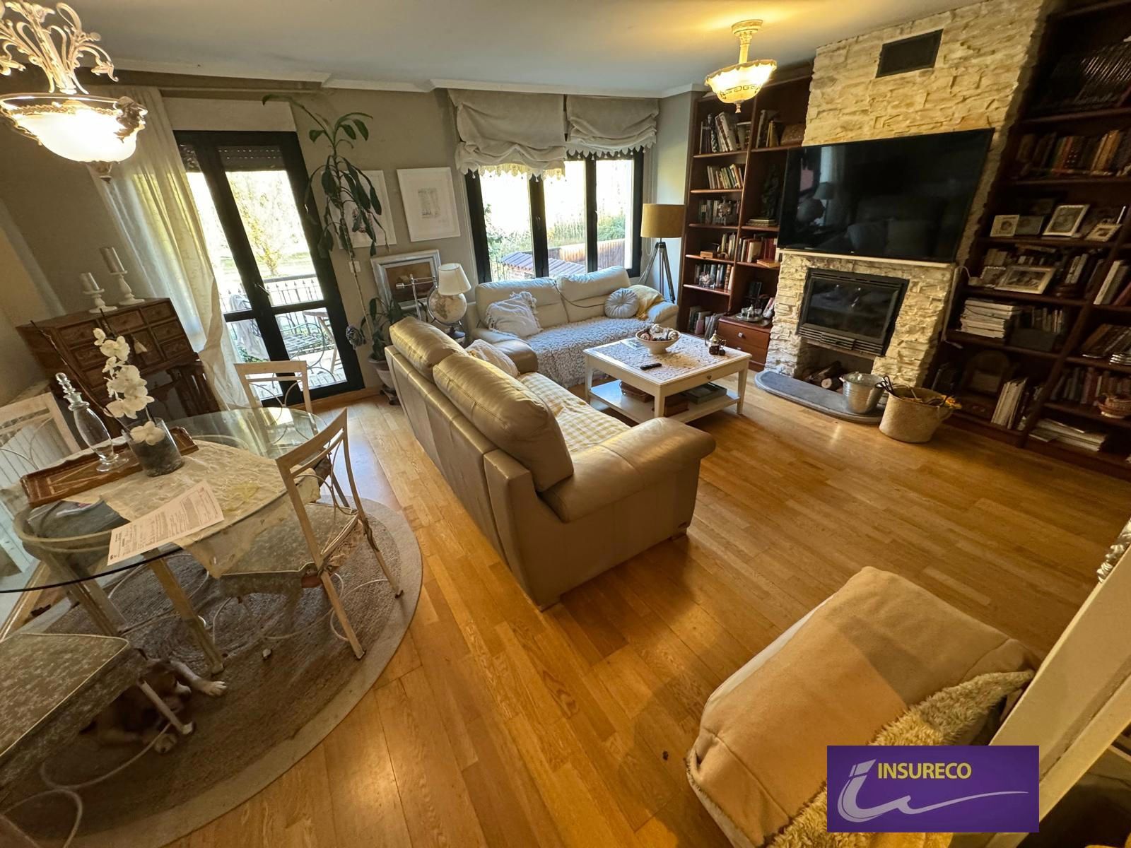 Adosado en venta Villaquilambre, León. Ref: 2275. Insureco León