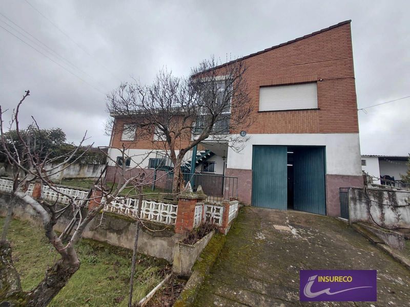 Casa en venta San Andrés del Rabanedo, León. Ref: 2310. Insureco León