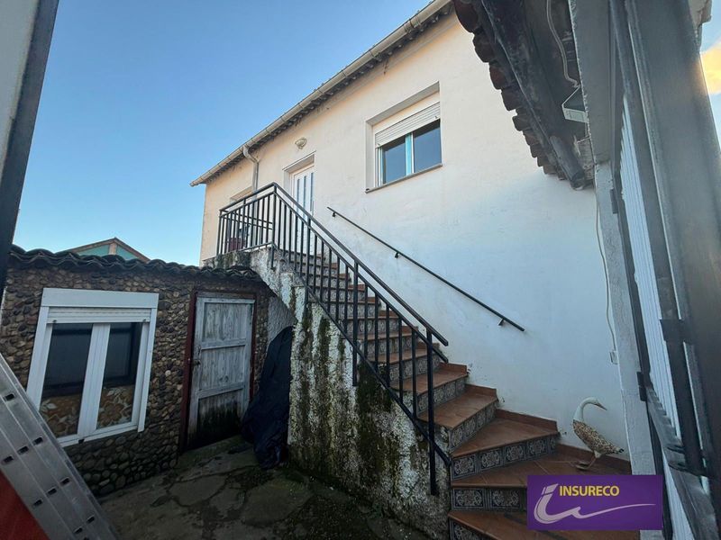 House for sale Sariegos Del Bernesga, León. Ref: 2317. Insureco León