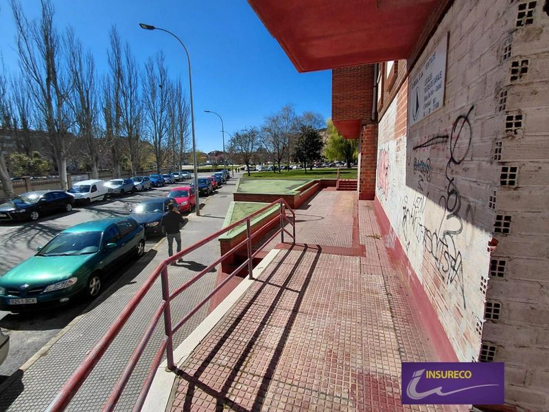 Local Comercial en venta León. Ref: 2341. Insureco León