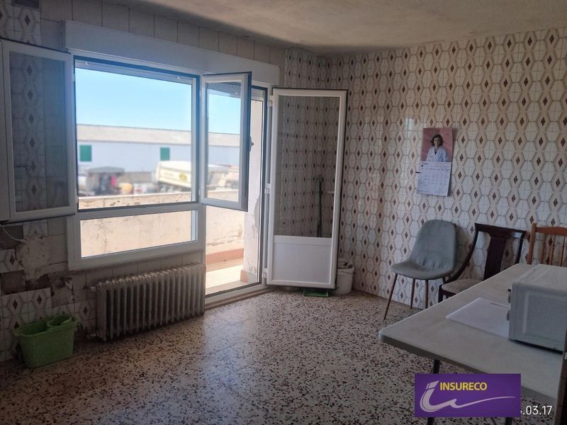 Piso en venta Mansilla De Las Mulas, León. Ref: 2349. Insureco León