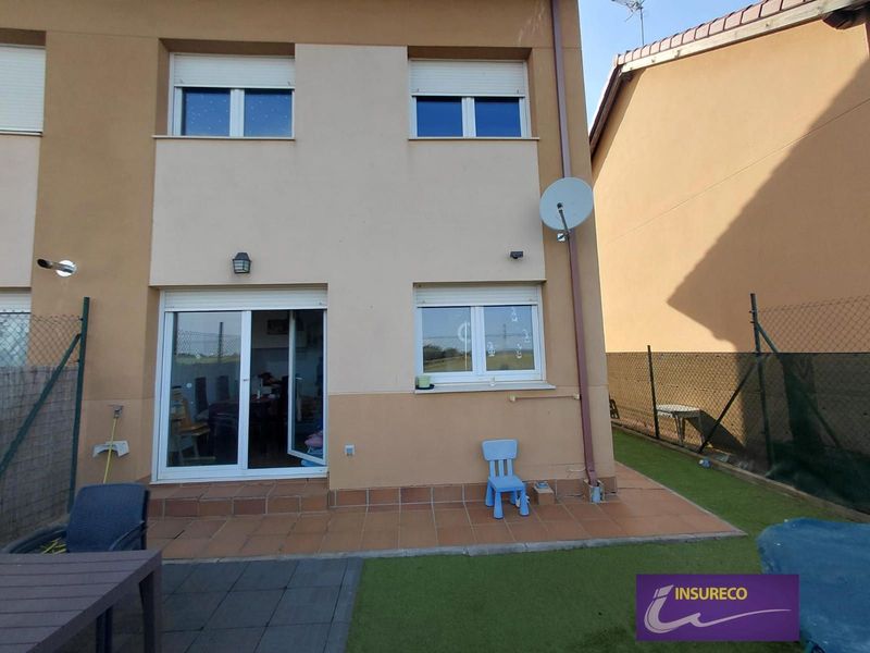 Pareado en venta Valdefresno, León. Ref: 2356. Insureco León