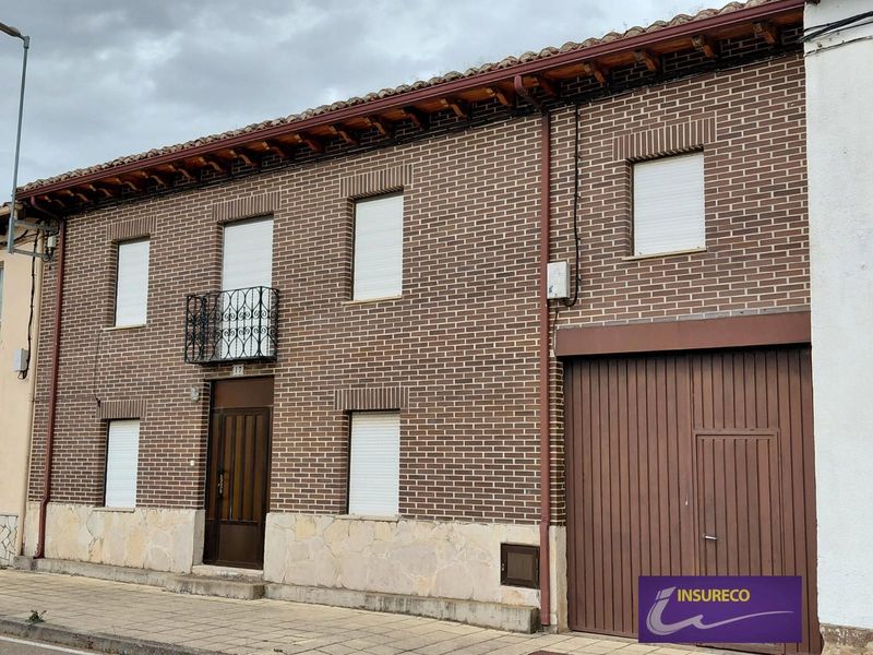 House for sale Santa Colomba De Curueño, León. Ref: 2370. Insureco León