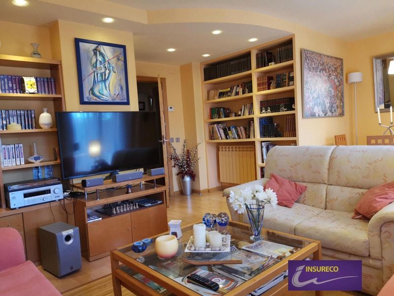 Piso en venta León. Ref: 2374. Insureco León