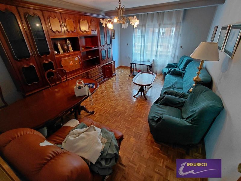 Piso en venta León. Ref: 2430. Insureco León