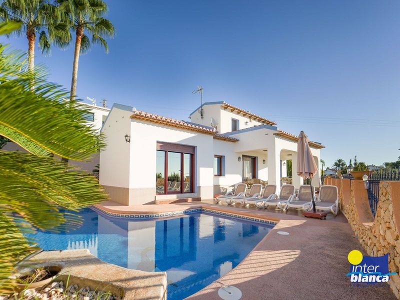 Chalet Independiente Calp/Calpe, Alicante. Ref: 1080. Interblanca Real Estate