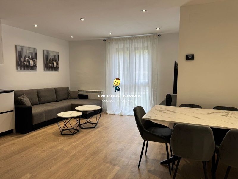 Apartamento en venta Salamanca. Ref: 3179. Intra Legal Inmobiliaria