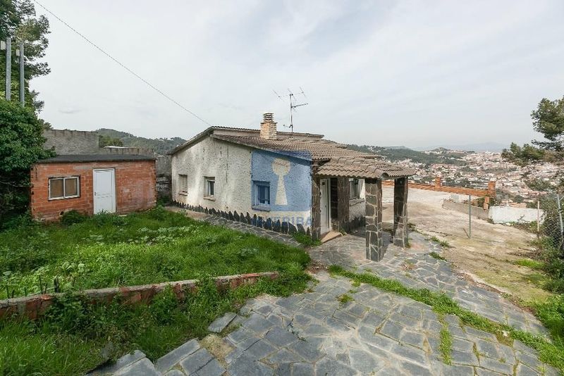 Casa en venta Sant Vicenç Dels Horts, Barcelona. Ref: 1338. Inveriba
