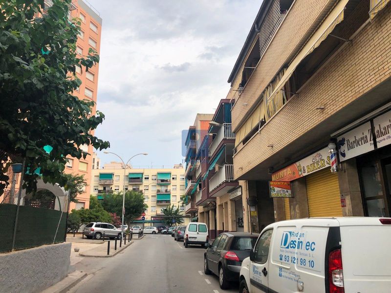 Garaje en venta Sant Vicenç Dels Horts, Barcelona. Ref: 3042. Inveriba