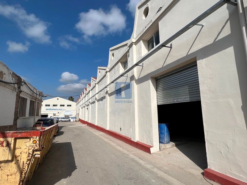 Nave Industrial en alquiler Molins De Rei, Barcelona. Ref: 3560. Inveriba