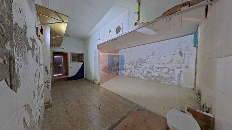 Local Comercial en venta Santa Coloma de Gramenet, Barcelona. Ref: 3595. Inveriba