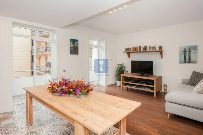 Piso en venta Barcelona. Ref: 5153. Inveriba