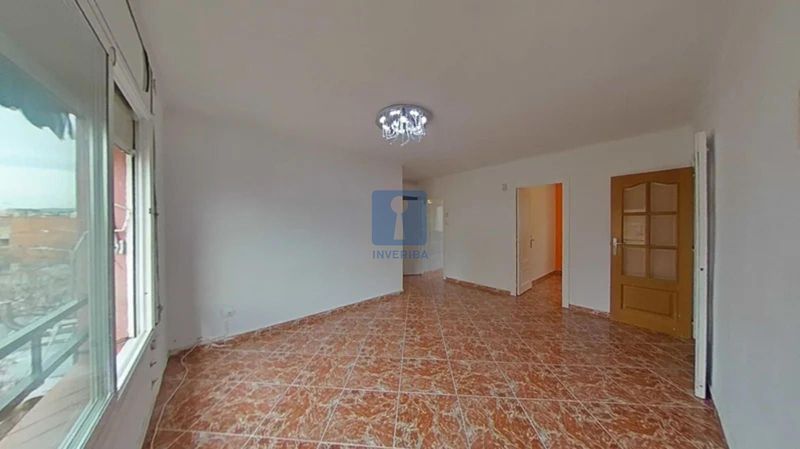 Piso en venta Sabadell, Barcelona. Ref: 5169. Inveriba