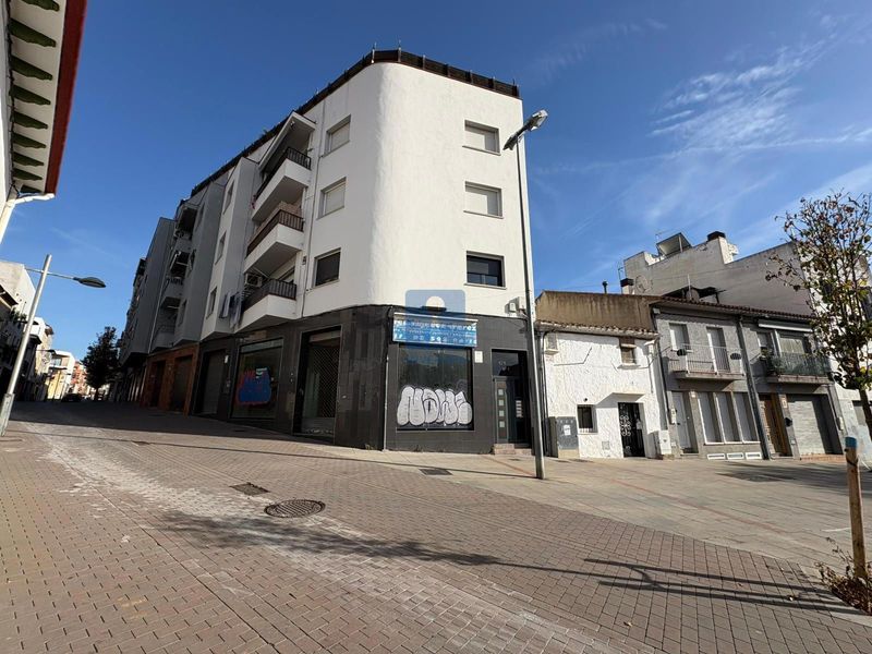 Local Comercial en venta Mollet del Valles, Barcelona. Ref: 5357. Inveriba