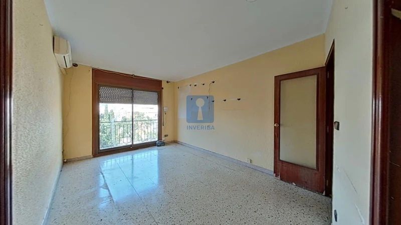 Piso en venta Badalona, Barcelona. Ref: 5366. Inveriba