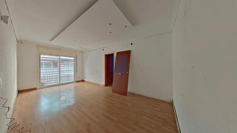 Piso en venta Cerdanyola del Vallès, Barcelona. Ref: 5391. Inveriba