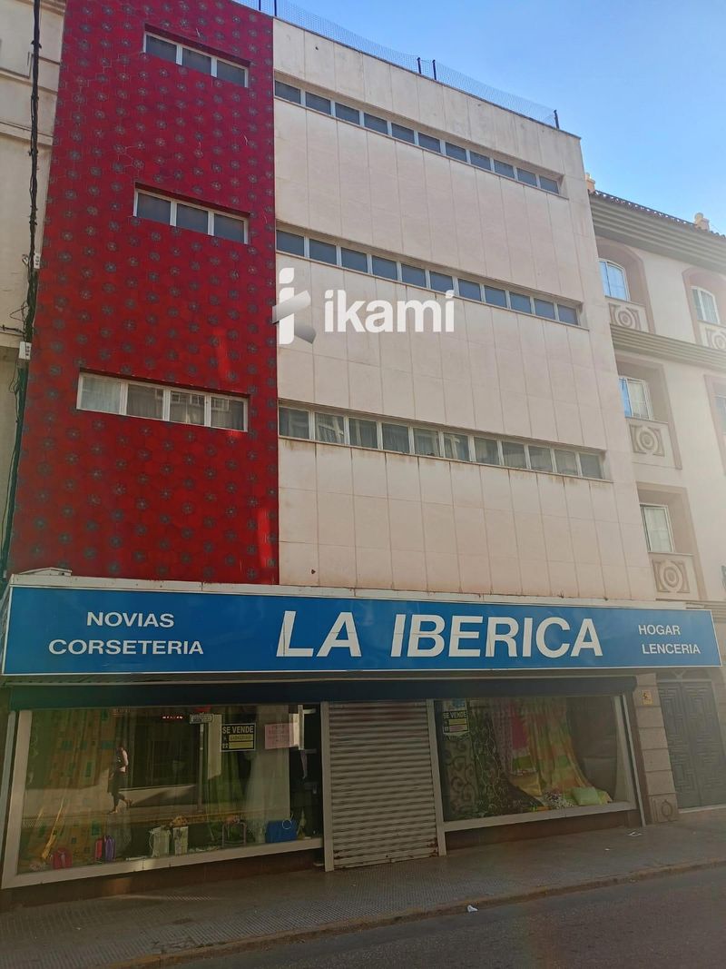 Edificio Singular en venta La Línea de la Concepción, Cádiz. Ref: 2018. IKAMI ESPAÑA