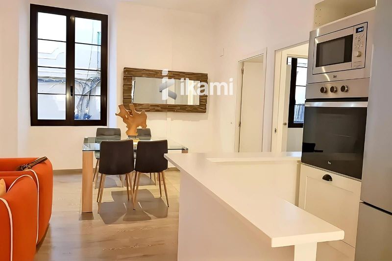 Flat for sale Barcelona. Ref: 2578. IKAMI ESPAÑA