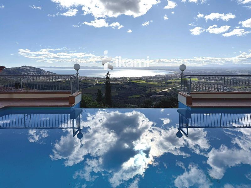 Chalet Independiente en venta Roses, Girona. Ref: 2893. IKAMI ESPAÑA