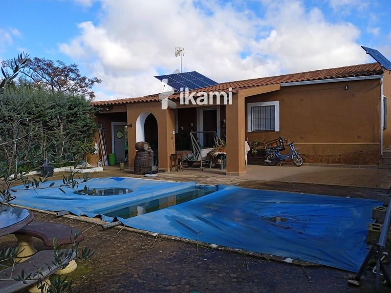 Chalet Independiente en venta Zafra, Badajoz. Ref: 3193. IKAMI ESPAÑA