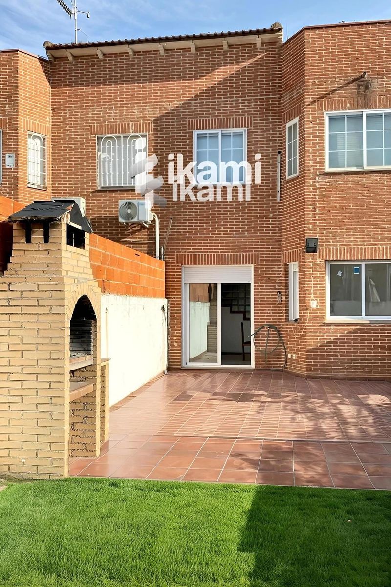Townhouse for sale Chozas De Canales, Toledo. Ref: 3329. IKAMI ESPAÑA