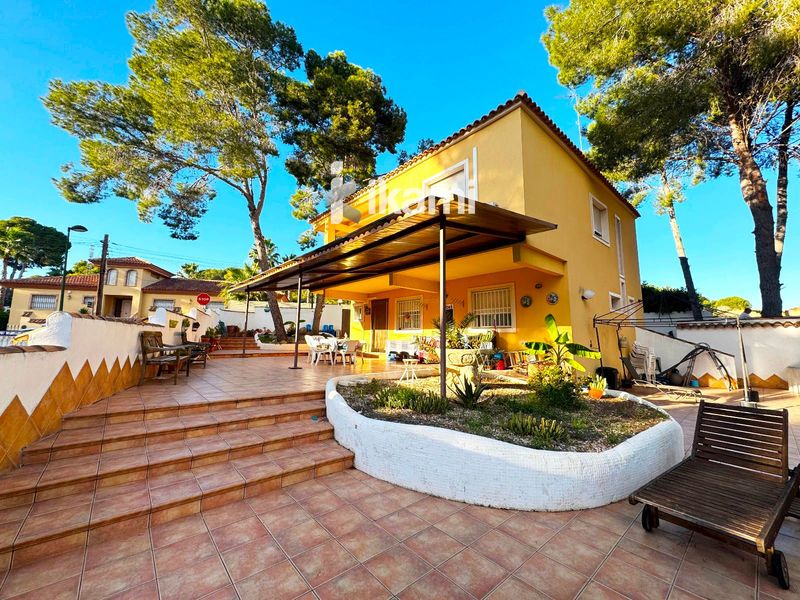 Chalet Independiente en venta Pilar De La Horadada, Alicante. Ref: 3362. IKAMI ESPAÑA