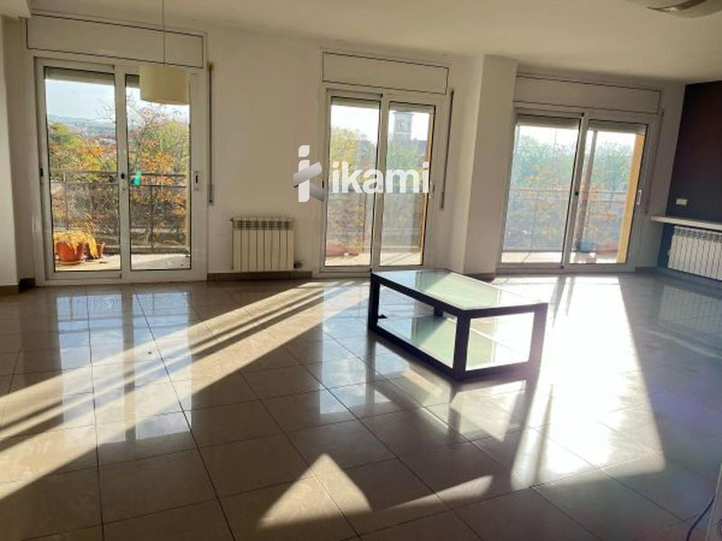 Piso en venta Girona. Ref: 3412. IKAMI ESPAÑA